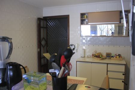 Casa à venda com 180m², 2 quartos e 1 vagaCozinha