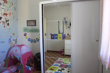 Casa à venda com 180m², 2 quartos e 1 vagaQuarto 2