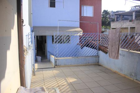 Casa à venda com 180m², 2 quartos e 1 vagaÁrea de Serviço