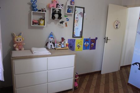 Casa à venda com 180m², 2 quartos e 1 vagaQuarto 2