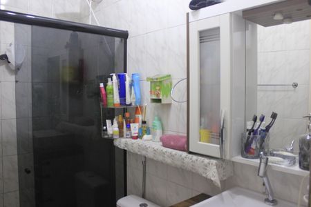 Casa à venda com 180m², 2 quartos e 1 vagaBanheiro Social