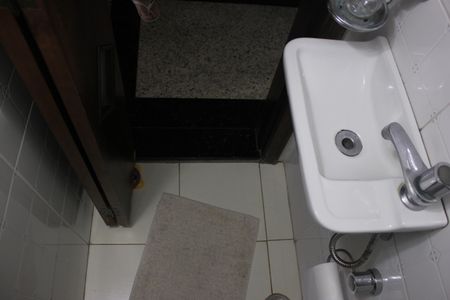 Casa à venda com 180m², 2 quartos e 1 vagaLavabo