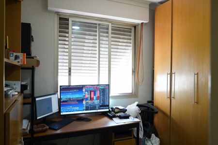 Apartamento para alugar com 82m², 2 quartos e 1 vagaQuarto