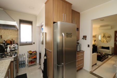 Casa à venda com 688m², 4 quartos e 5 vagasCozinha