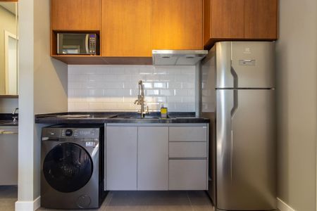 Apartamento para alugar com 32m², 1 quarto e 1 vaga Apartamento para alugar com 32m², 1 quarto e 1 vagaCozinha e Área de Serviço