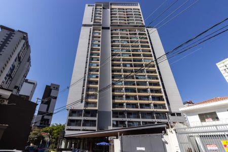 Apartamento para alugar com 32m², 1 quarto e 1 vaga Apartamento para alugar com 32m², 1 quarto e 1 vagaFachada