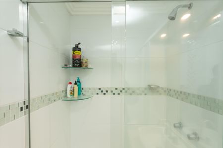 Apartamento para alugar com 85m², 3 quartos e 1 vaga Apartamento para alugar com 85m², 3 quartos e 1 vagaBanheiro da Suíte