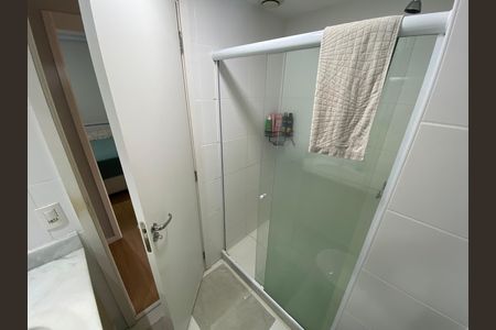 Apartamento à venda com 77m², 3 quartos e 1 vaga Apartamento à venda com 77m², 3 quartos e 1 vagaBanheiro