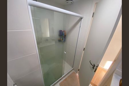 Apartamento à venda com 77m², 3 quartos e 1 vaga Apartamento à venda com 77m², 3 quartos e 1 vagaBanheiro Suíte
