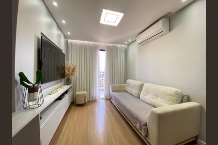 Apartamento à venda com 77m², 3 quartos e 1 vaga Apartamento à venda com 77m², 3 quartos e 1 vagaSala