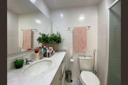 Apartamento à venda com 77m², 3 quartos e 1 vaga Apartamento à venda com 77m², 3 quartos e 1 vagaBanheiro Suíte