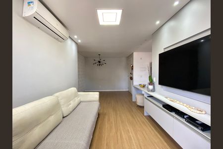 Apartamento à venda com 77m², 3 quartos e 1 vaga Apartamento à venda com 77m², 3 quartos e 1 vagaSala