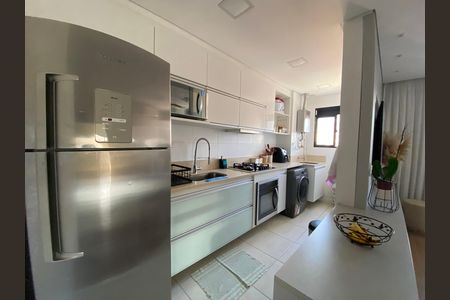 Apartamento à venda com 77m², 3 quartos e 1 vaga Apartamento à venda com 77m², 3 quartos e 1 vagaCozinha e Área de Serviço