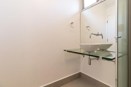 Apartamento à venda com 58m², 2 quartos e 1 vagaBanheiro Social