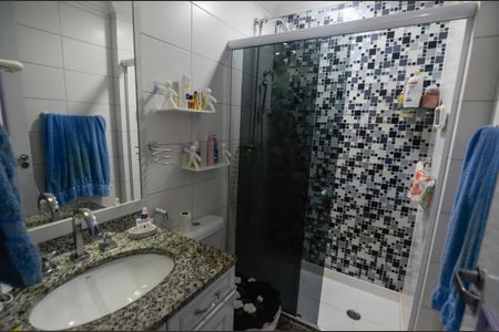 Apartamento à venda com 100m², 3 quartos e 2 vagasBanheiro da Suíte 1