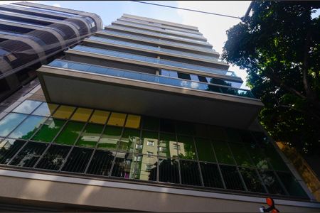 Apartamento à venda com 100m², 3 quartos e 2 vagasFachada