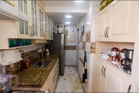 Apartamento à venda com 100m², 3 quartos e 2 vagasCozinha