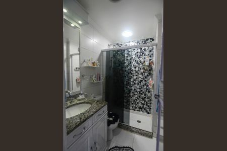 Apartamento à venda com 100m², 3 quartos e 2 vagasBanheiro da Suíte 1