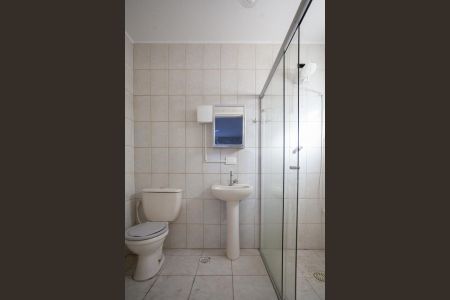 Casa à venda com 230m², 3 quartos e 3 vagasBanheiro da Suíte