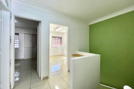 Casa para alugar com 143m², 6 quartos e 3 vagas Casa para alugar com 143m², 6 quartos e 3 vagasCorredor