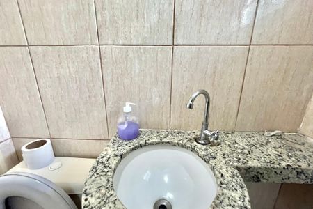 Casa para alugar com 143m², 6 quartos e 3 vagas Casa para alugar com 143m², 6 quartos e 3 vagasBanheiro 2