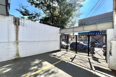 Casa para alugar com 143m², 6 quartos e 3 vagas Casa para alugar com 143m², 6 quartos e 3 vagasGaragem