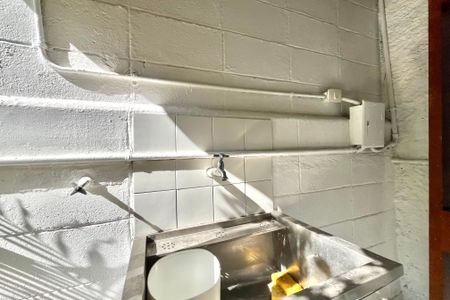 Casa para alugar com 143m², 6 quartos e 3 vagas Casa para alugar com 143m², 6 quartos e 3 vagasÁrea de Serviço