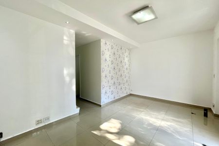 Casa para alugar com 143m², 6 quartos e 3 vagas Casa para alugar com 143m², 6 quartos e 3 vagasSala