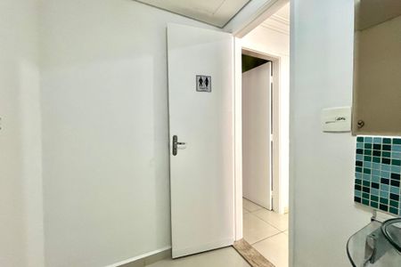 Casa para alugar com 143m², 6 quartos e 3 vagas Casa para alugar com 143m², 6 quartos e 3 vagasBanheiro 1