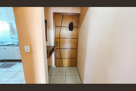 Apartamento para alugar com 66m², 2 quartos e 1 vagaEntrada