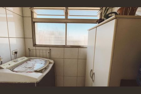 Apartamento para alugar com 66m², 2 quartos e 1 vagaÁrea de Serviço