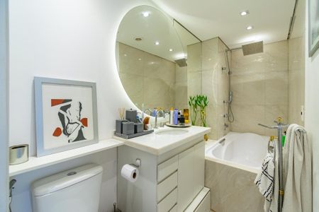 Apartamento para alugar com 55m², 1 quarto e 1 vaga Apartamento para alugar com 55m², 1 quarto e 1 vagaBanheiro