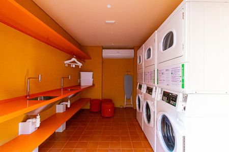 Apartamento à venda com 37m², 2 quartos e sem vagaÁrea comum