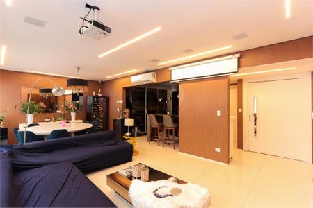 Apartamento à venda com 138m², 2 quartos e 1 vaga