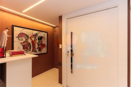 Apartamento à venda com 138m², 2 quartos e 1 vaga