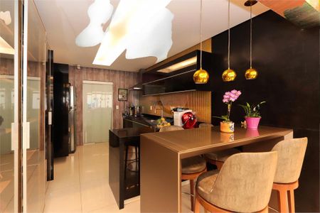 Apartamento à venda com 138m², 2 quartos e 1 vaga