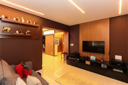 Apartamento à venda com 138m², 2 quartos e 1 vaga