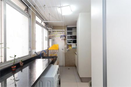 Apartamento à venda com 138m², 2 quartos e 1 vaga