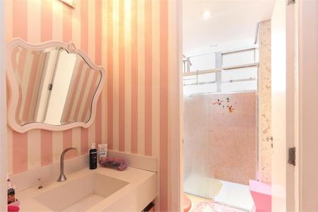 Apartamento à venda com 138m², 2 quartos e 1 vaga