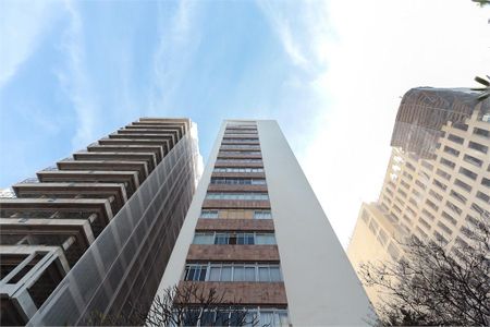 Apartamento à venda com 138m², 2 quartos e 1 vaga