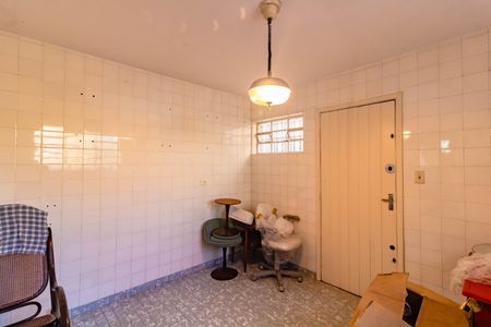 Casa à venda com 120m², 2 quartos e 2 vagas Casa à venda com 120m², 2 quartos e 2 vagasCozinha