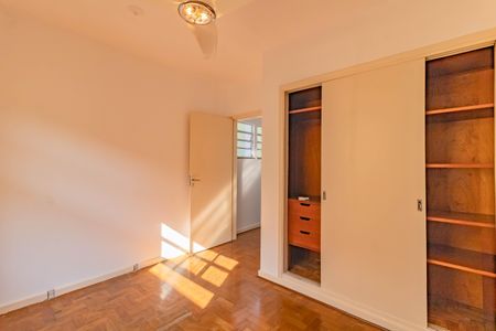 Casa à venda com 120m², 2 quartos e 2 vagas Casa à venda com 120m², 2 quartos e 2 vagasQuarto 1