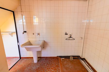 Casa à venda com 120m², 2 quartos e 2 vagas Casa à venda com 120m², 2 quartos e 2 vagasÁrea de Serviço