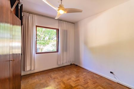 Casa à venda com 120m², 2 quartos e 2 vagas Casa à venda com 120m², 2 quartos e 2 vagasQuarto 2