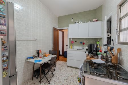 Apartamento à venda com 84m², 2 quartos e 1 vagaCozinha