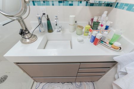 Apartamento à venda com 84m², 2 quartos e 1 vagaBanheiro