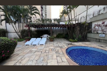 Apartamento para alugar com 117m², 3 quartos e 2 vagasPiscina