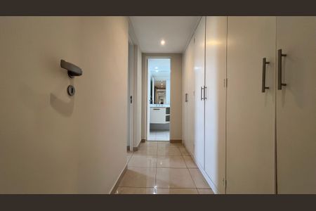 Apartamento para alugar com 117m², 3 quartos e 2 vagasCloset da suíte