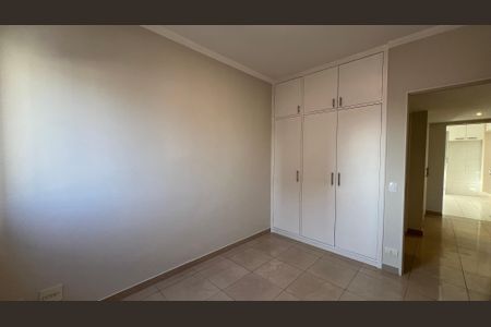 Apartamento para alugar com 117m², 3 quartos e 2 vagasQuarto 2