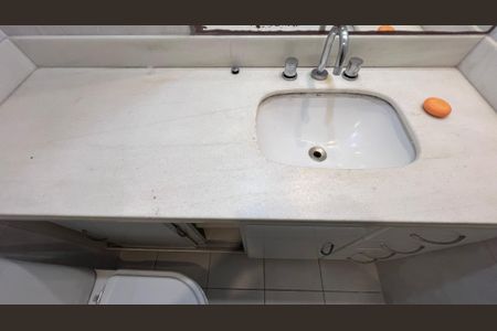 Apartamento para alugar com 117m², 3 quartos e 2 vagasBanheiro